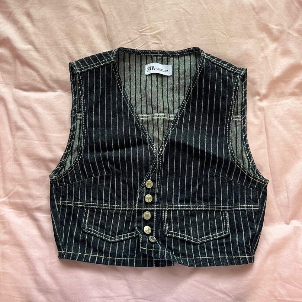 ZARA DENIM VEST SIZE M 1302/873/379